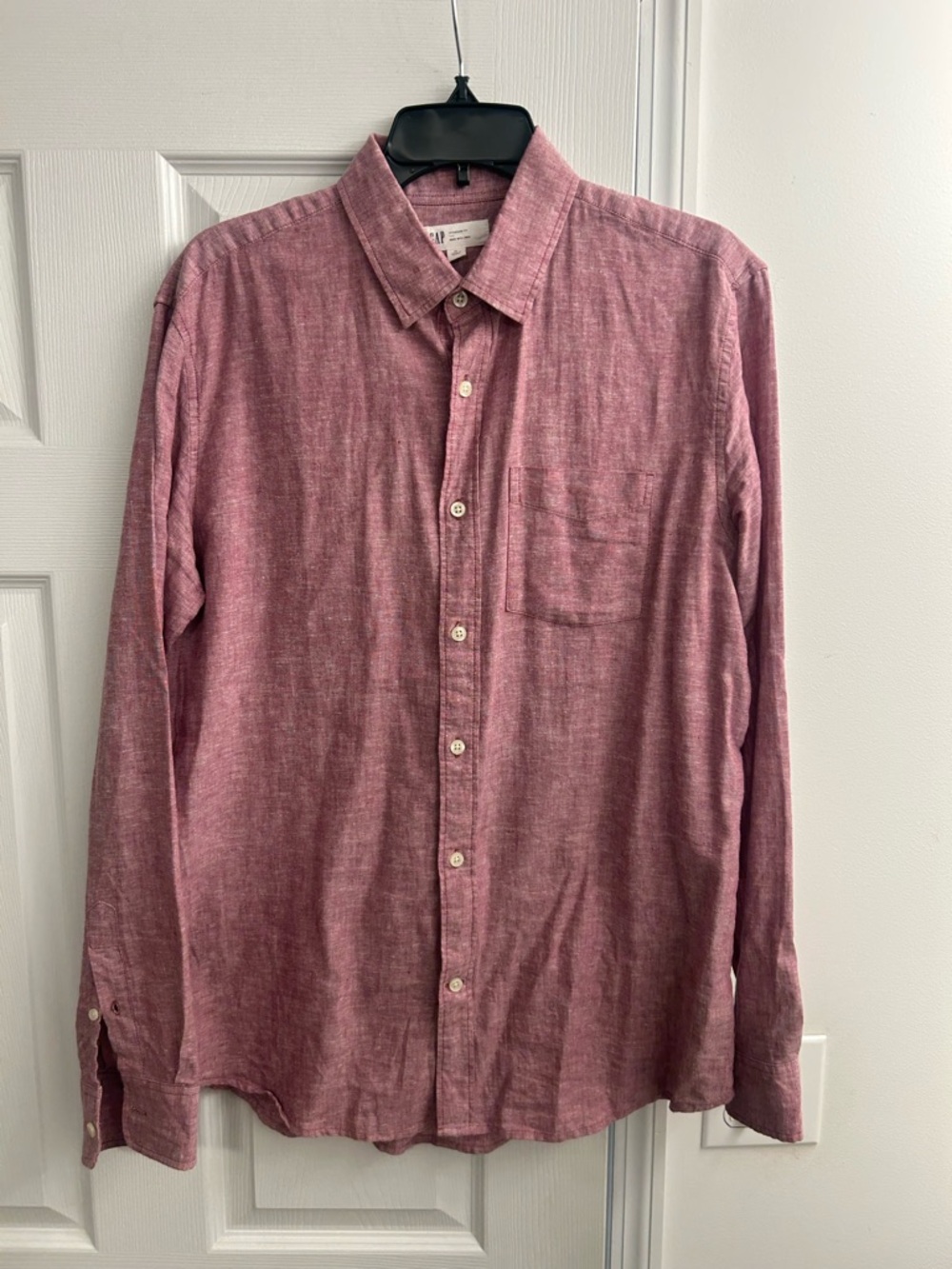 Gap men’s medium button down shirt
